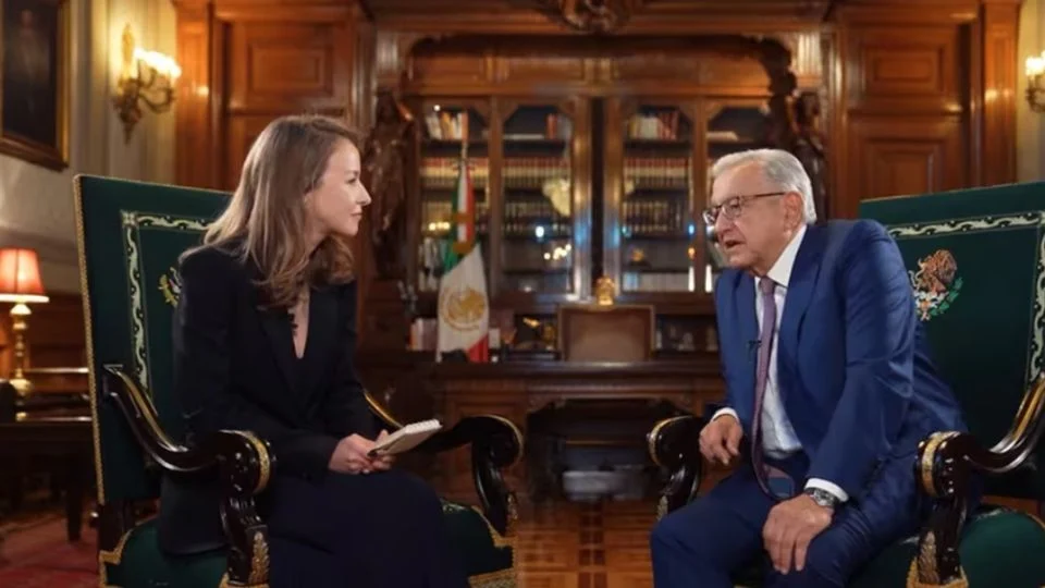 Presidencia Cumple Orden de Retirar Entrevista de AMLO de YouTube
