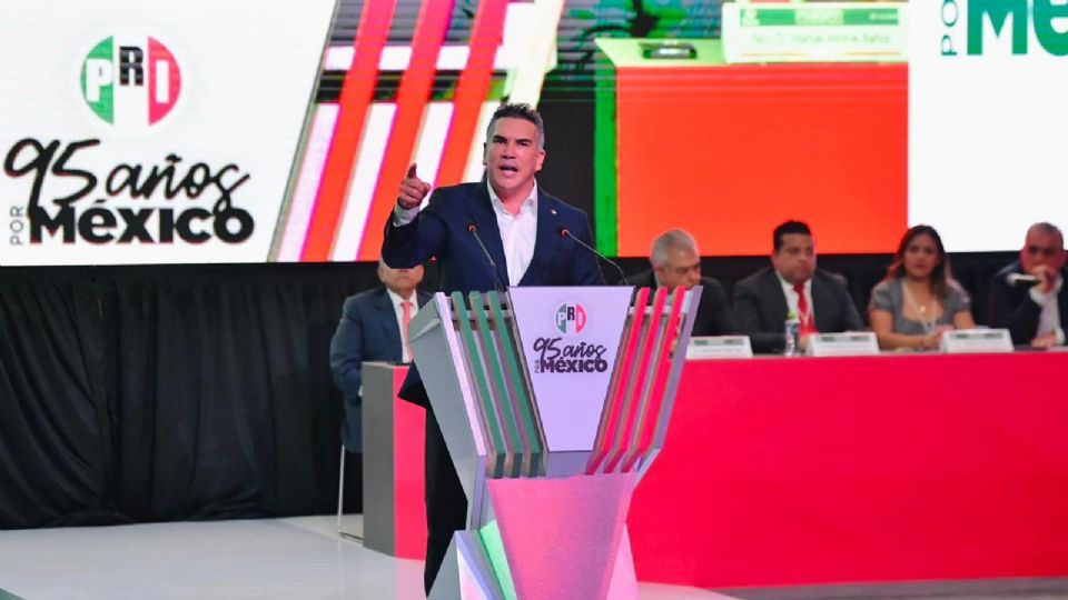 El PRI celebra su 95 aniversario reafirmando su fortaleza y deslindándose de antiguos militantes