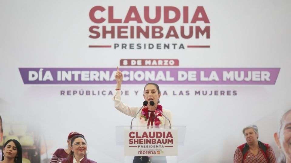 Claudia Sheinbaum Destaca el Rol Transformador de las Mujeres en Tultitlán por el 8M
