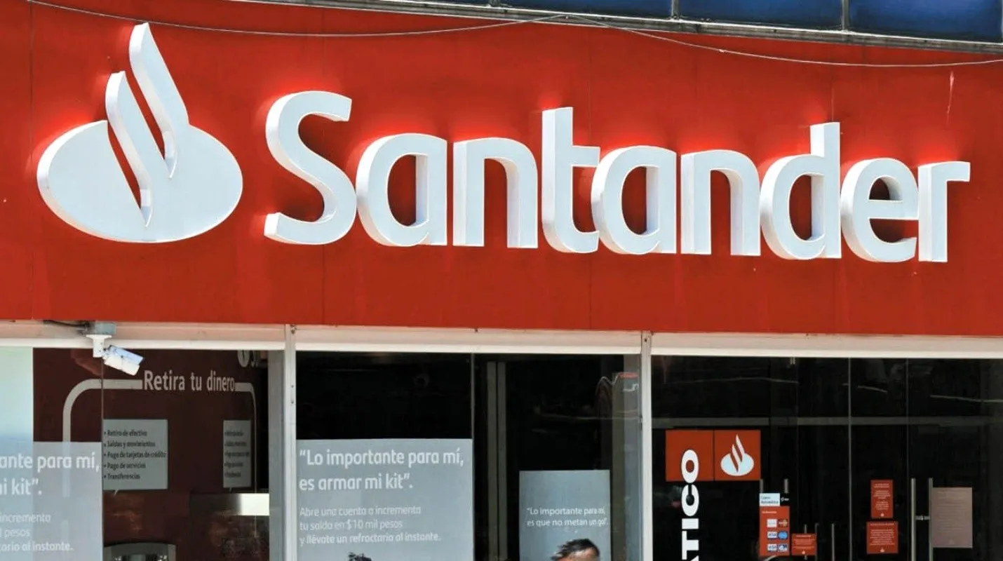 Hacienda da el visto bueno a Santander para la integración de OpenBank