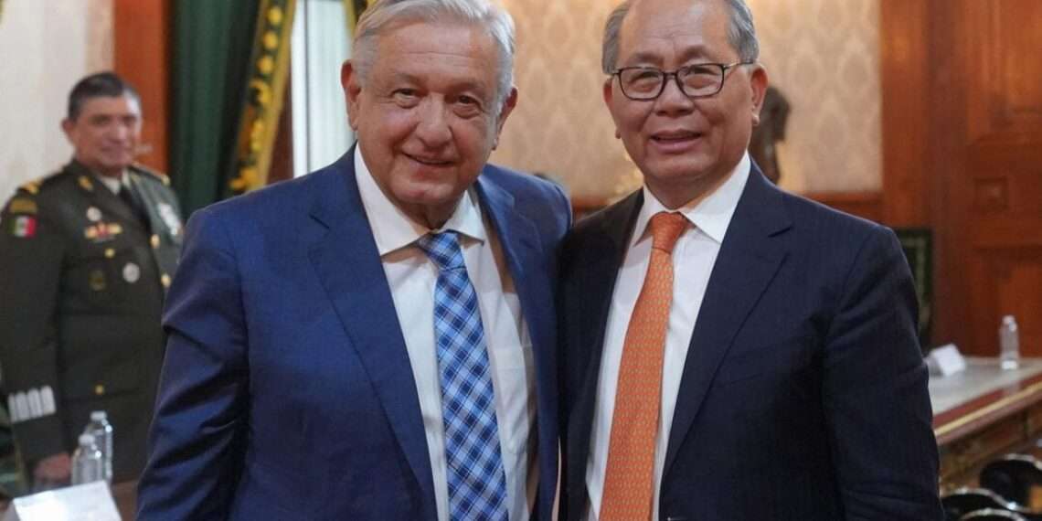 Qiu Xiaoqi y AMLO