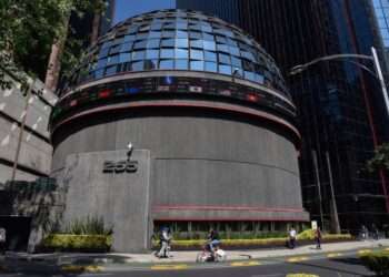Desplome en la Bolsa Mexicana alineado con Wall Street