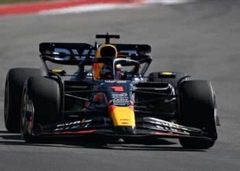 Max Verstappen se Impone en la Carrera Sprint del GP de China, Checo Pérez Tercer Lugar