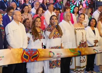 Evelyn Salgado y Miguel Torruco Marqués dan inicio a la Expo del Tianguis Turístico 2024