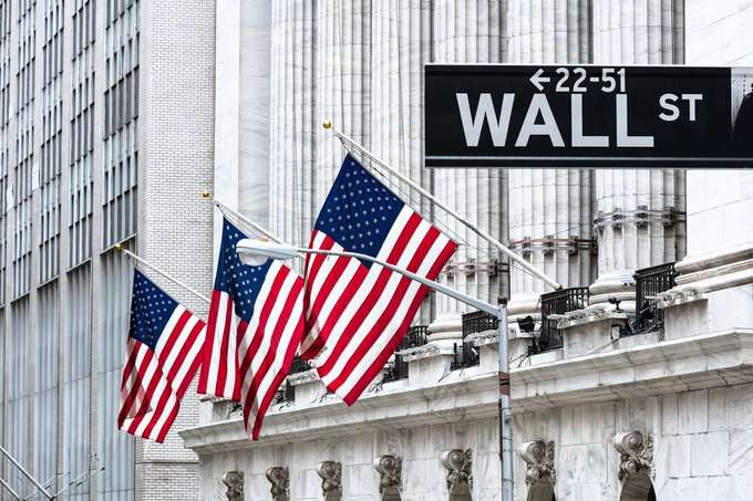 Wall Street Retrocede Ante Datos de Costo del Empleo