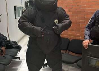 Desactivan bomba en oficinas de la Secretaría del Trabajo en Tlalnepantla tras amenaza