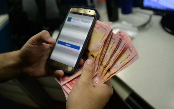El uso de pagos móviles se dispara en España durante el 2023, según datos de Mastercard