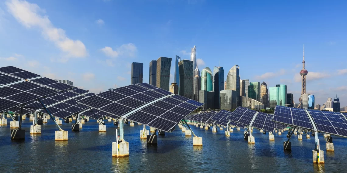 Compromiso de Europa con la Energía Solar: Enfrentando Desafíos y Fomentando la Innovación