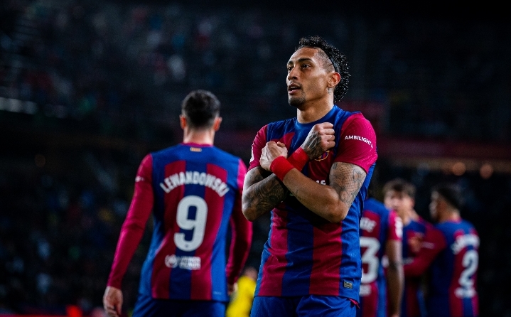 Raphinha lleva al Barcelona a la victoria sobre Las Palmas
