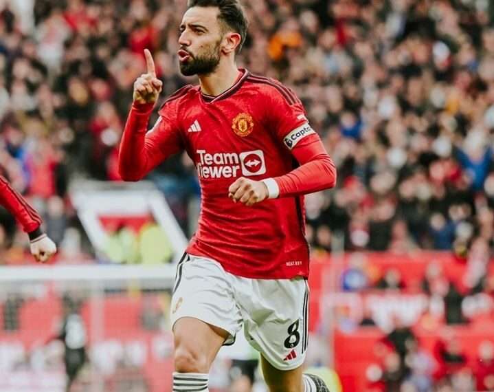 Manchester United y Liverpool empatan en un emocionante duelo en Old Trafford