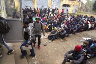 Trabajadores de la Construcción de la India Viajan a Israel para Apoyar Proyectos de Edificación