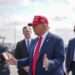 Trump critica ley de Arizona que restringe abortos