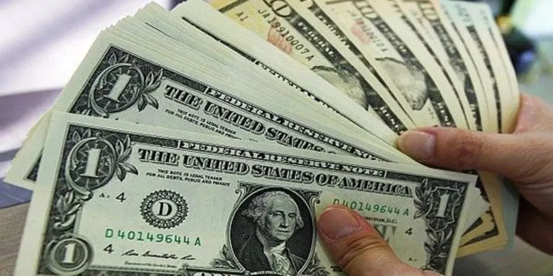 Impacto del Conflicto en Medio Oriente: Precio del Dólar Supera los $17.00