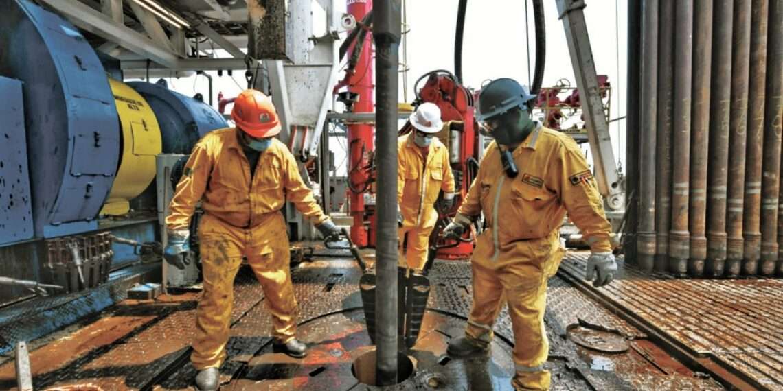 Importaciones de Crudo Mexicano a EE.UU. Alcanzan su Nivel Más Bajo