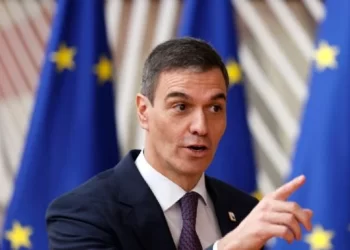 España anuncia fin de las “visas doradas” para inversores extranjeros en bienes raíces