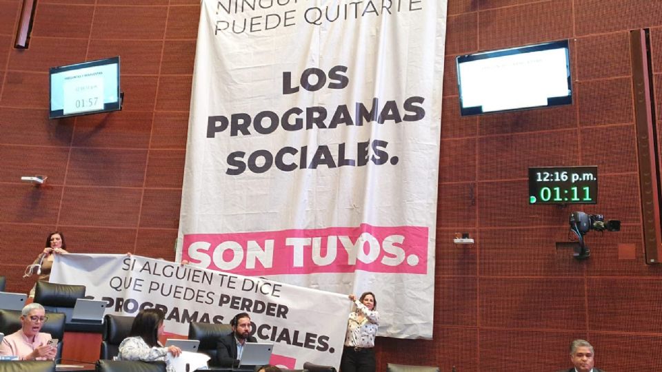 Kenia López Rabadán del PAN Pide al INE Campaña sobre Programas Sociales