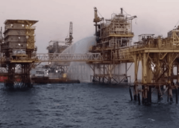 Incendio en Plataforma Akal-B: 1 Fallecido y 13 Heridos Confirmados
