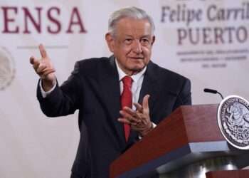 AMLO Aborda Temas Clave en su Conferencia Matutina del 13 de Mayo de 2024