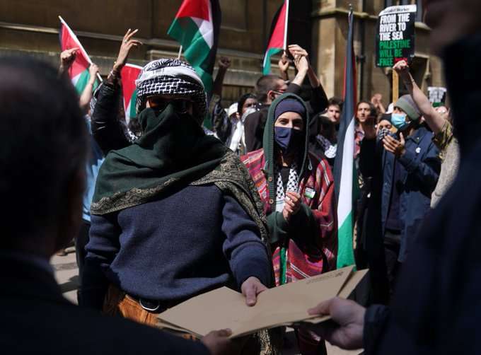 Policía Disuelve Campamento Propalestino en Berlín; Protestas se Extienden por Europa