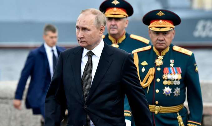 Putin ordena ejercicios nucleares en respuesta a tensiones en Ucrania