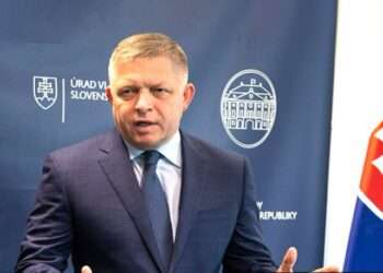 Condición de Robert Fico Mejora tras Atentado en Eslovaquia