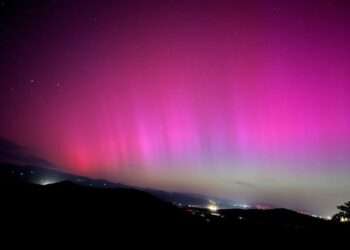 Tormenta Solar Promete Espectáculo Celestial: ¿Cielos Rosados y Auroras Boreales en el Horizonte?