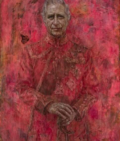 Revelado el Primer Retrato Oficial de Carlos III tras su Coronación
