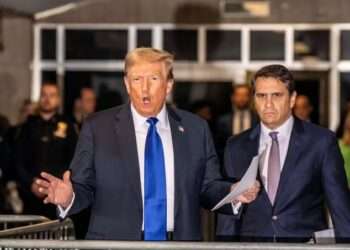 Donald Trump debe esperar en el tribunal de Manhattan mientras el jurado delibera