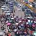 CNTE bloquea Circuito Interior en demanda de aumento salarial