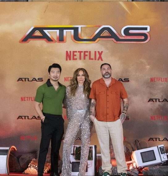 Jennifer Lopez Roba Suspiros en México Durante la Promoción de “Atlas”