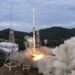 Corea del Norte: Cohete con Satélite Explota en Vuelo