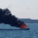 Incendio en yate frente a Cancún: Rescatados todos los ocupantes sin heridas graves