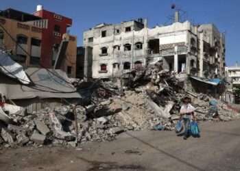 Ataque en Gaza y lanzamiento de cohetes hacia Tel Aviv
