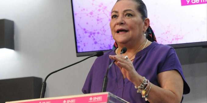 Guadalupe Taddei pide a la “marea rosa” abstenerse de usar el color rosa del INE