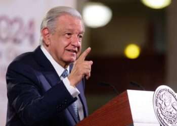 AMLO Desestima Informe sobre Impacto del Covid-19 en México como “Vil Politiquería”