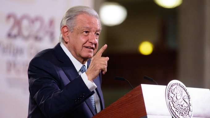 AMLO Desestima Informe sobre Impacto del Covid-19 en México como “Vil Politiquería”