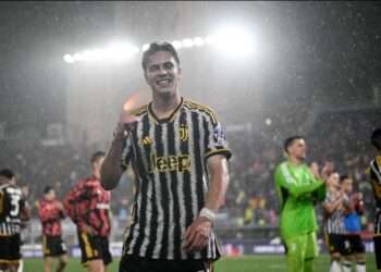 Juventus remonta un 3-0 adverso y empata con Bologna en su primer partido sin Allegri