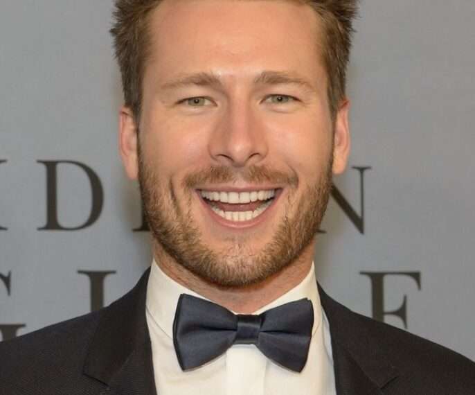 Glen Powell: Un Batman Salvaje y Estilizado al Modo de Keaton