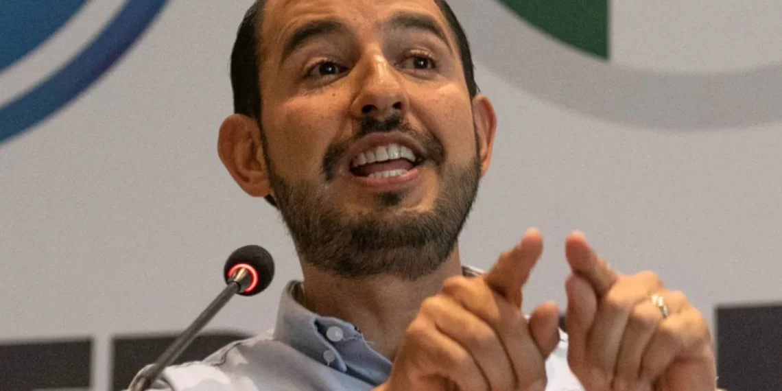 Sindicato de Electricistas Bloquea Sede del PAN; Marko Cortés Pide Intervención de AMLO