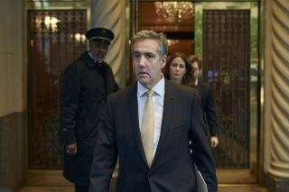 Presión a Michael Cohen: Abogados de Trump Cuestionan Credibilidad del Testigo Estrella