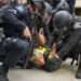Arrestan a Manifestantes Pro-Palestinos en la Universidad de California