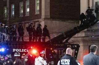 Intervención Policial en Universidad de Columbia: Desalojo de Manifestantes Propalestinos