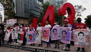 Militares Vinculados al Caso Ayotzinapa Son Liberados Bajo Libertad Condicional