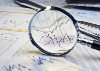 Desafíos Crediticios para México: Análisis de Fitch