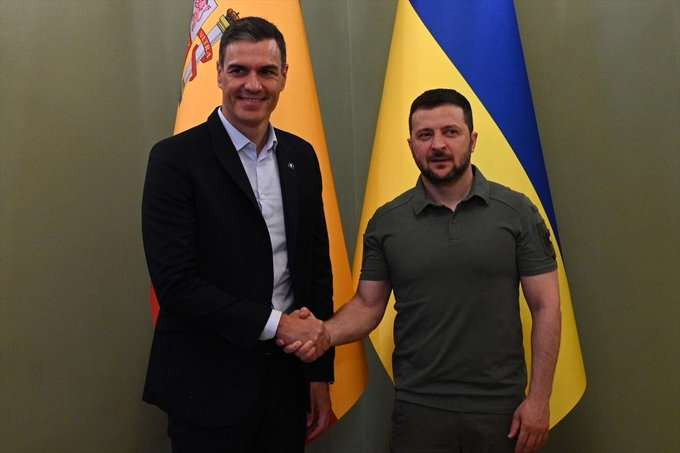 Zelenski Cancela Viajes al Exterior por Avance Ruso en Ucrania