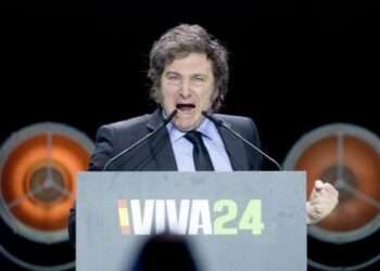 España Retira a su Embajadora en Argentina tras Incidente con Milei