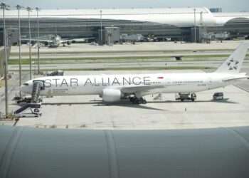 Investigación sobre Vuelo de Singapore Airlines en el que Murió un Británico por Turbulencias