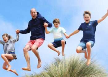 Kate Middleton y Sus Tres Hijos Celebran el 42º Cumpleaños del Príncipe Guillermo