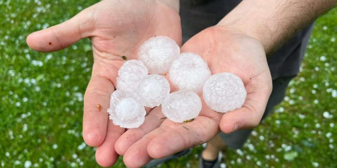 Fenómeno Meteorológico Impacta: Granizo Gigante Golpea México, Francia y EU
