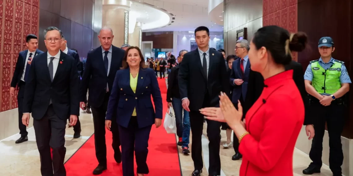 Boluarte Promueve el Potencial Minero de Perú en China